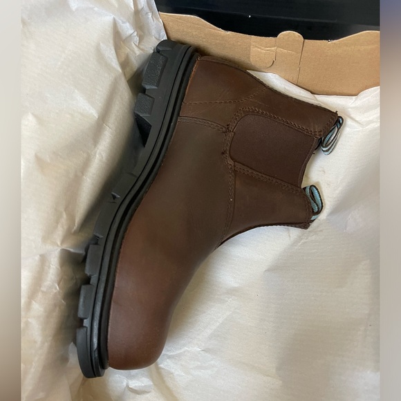 NWT Wolverine steel toe work boots size 8 - Picture 3 of 4